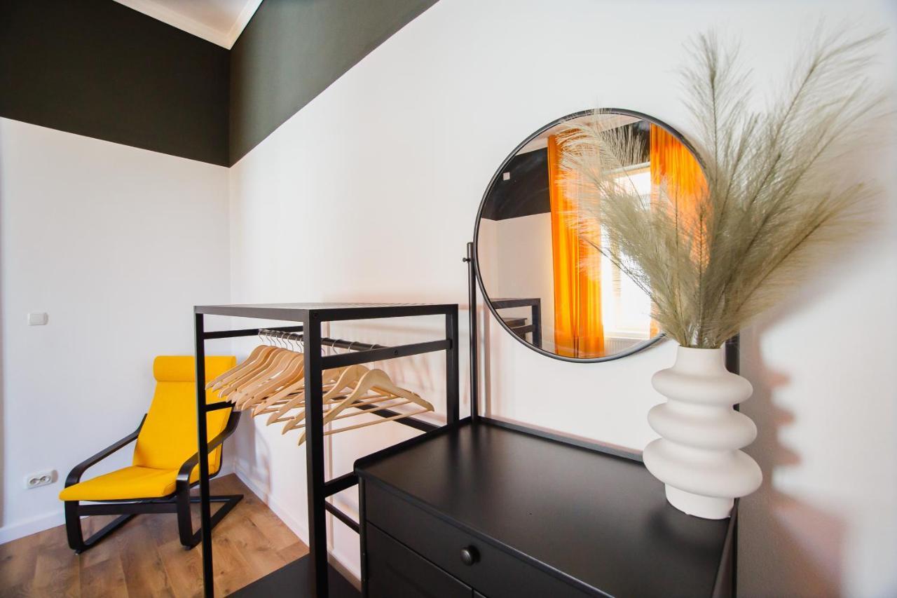 Super Central Spacious Apartment Nagyvárad Kültér fotó