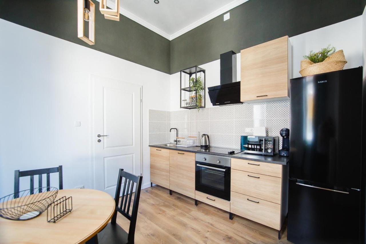 Super Central Spacious Apartment Nagyvárad Kültér fotó